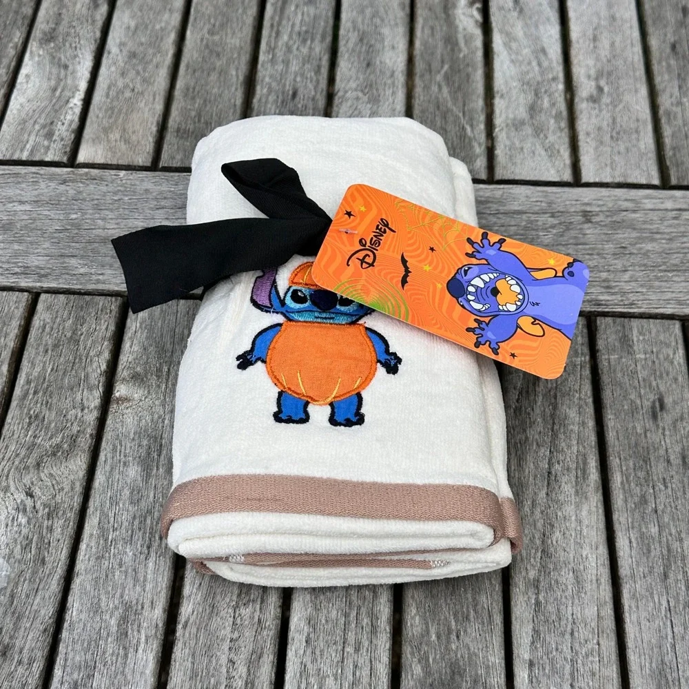 Disney Stitch Halloween Pumpkin 2 Pack Hand Towels Cream White 16x28 Cotton New